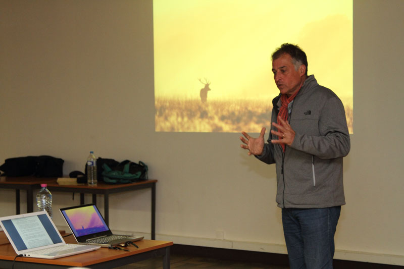 Wildlife photography conference in Paris animated by Amar Guillen.