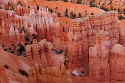 Paysages de Bryce Canyon dans l'Utah aux Etats-Unis. Photographies par Amar Guillen.