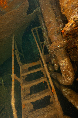 L'épave du Krisoula K. en Mer Rouge. Photographies par Amar Guillen.
