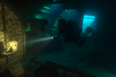 L'épave du Krisoula K. en Mer Rouge. Photographies par Amar Guillen.