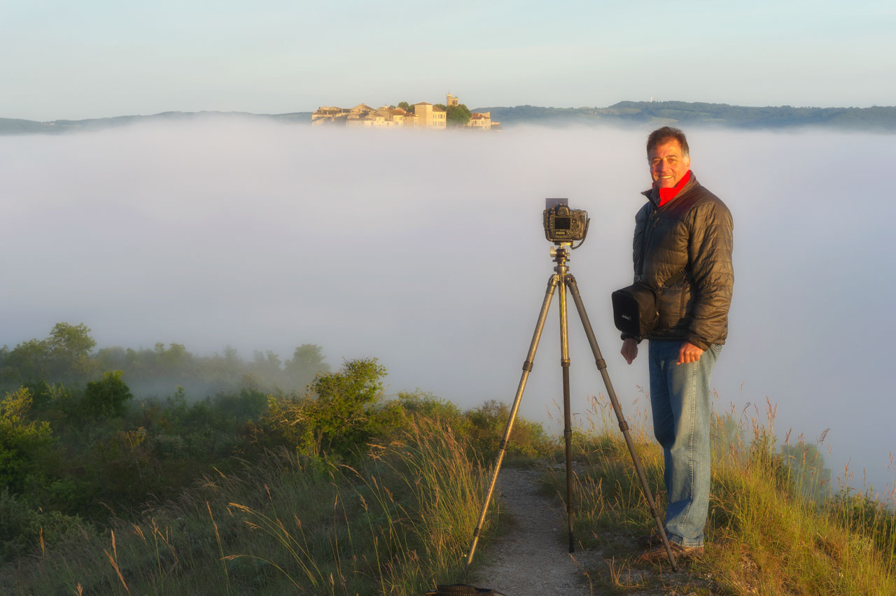 Amar Guillen, professional photographer.