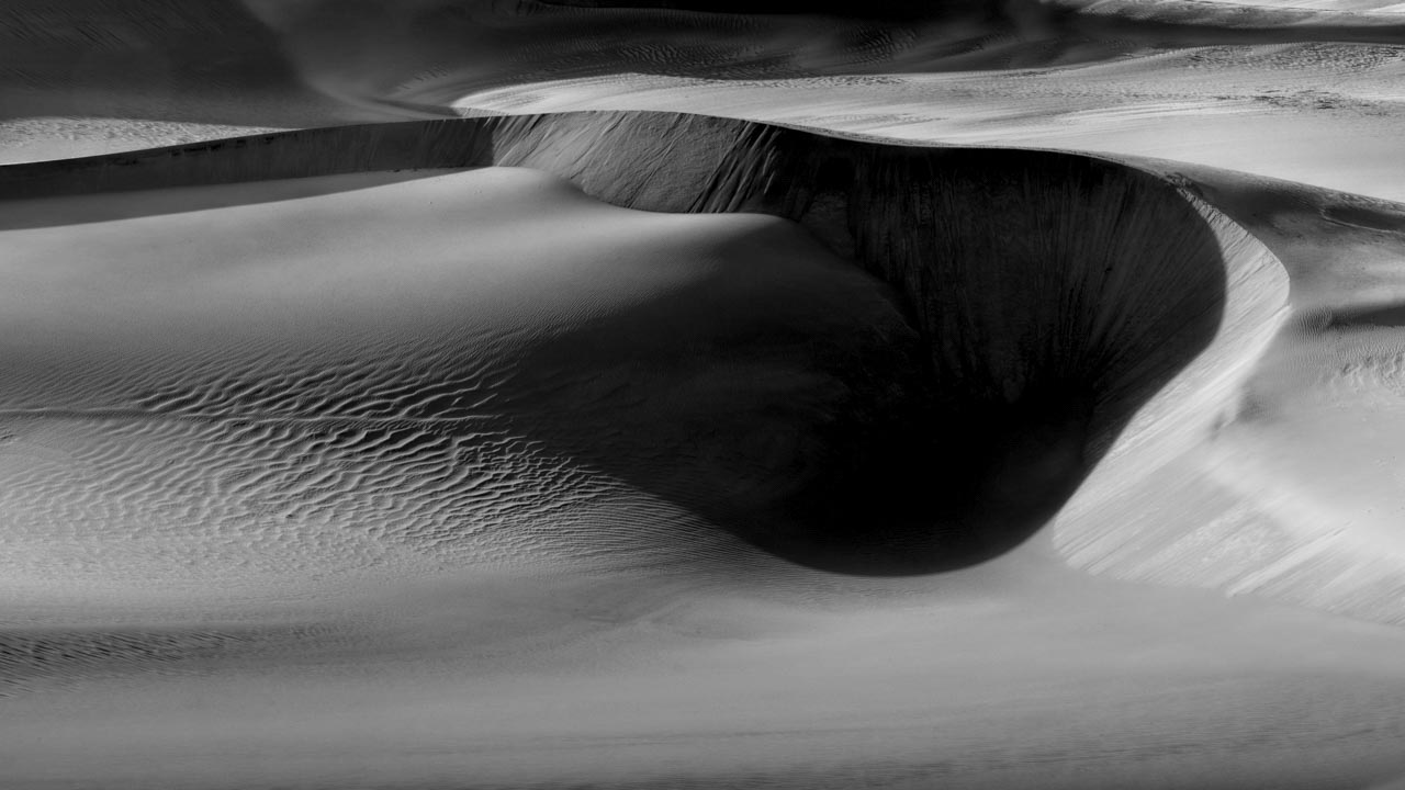Photographie d'art de dunes de sable. Amar Guillen, artiste photographe.