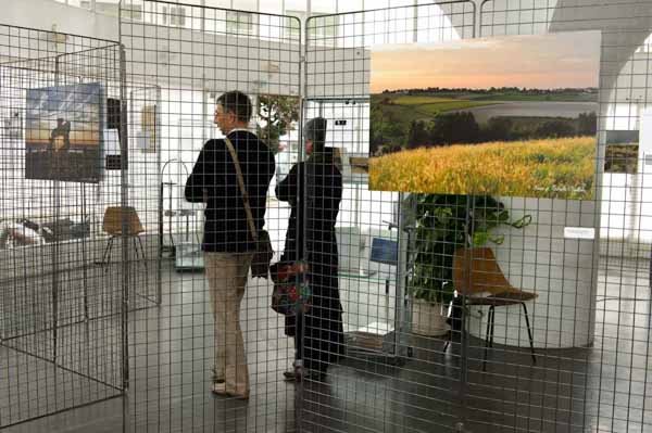 Exhibition de la Charente-Maritime à Royan. Photographies par Amar Guillen.