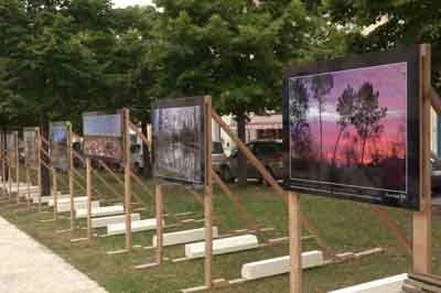 Exposition Reflets de Haute-Saintonge au Château de Jonzac. Exposition organisée par Isabelle et Amar Guillen.