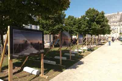 Exposition Reflets de Haute-Saintonge au Château de Jonzac. Exposition organisée par Isabelle et Amar Guillen.