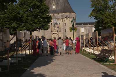 Exposition Reflets de Haute-Saintonge au Château de Jonzac. Exposition organisée par Isabelle et Amar Guillen.