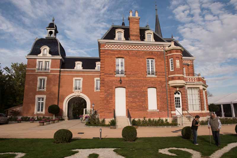 L'exposition 'Ambiances sur les étangs de la Dombes" a été installée au Château de Creusettes au coeur de la Dombes dans l'Ain. 