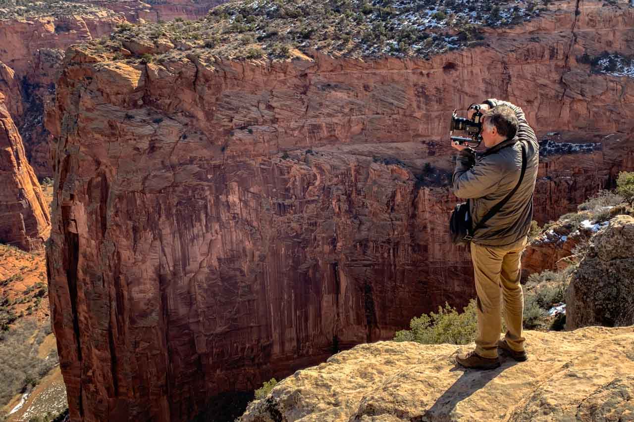 Amar Guillen, professional photographer of nature in the Canyon de Chelly.