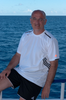 André