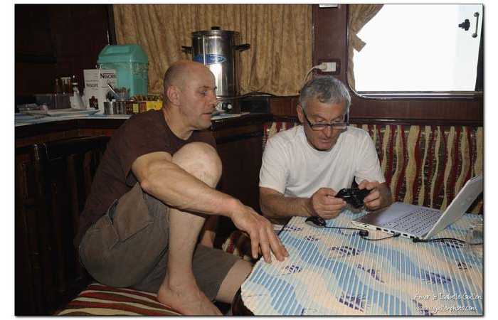 110604EGYREDSOU1863