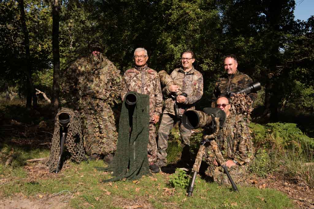 Les participants à ce stage de photo animalière consacré au brame du cerf en septembre 2017 : Jean, Guy, Didier, Eric et Pascal.