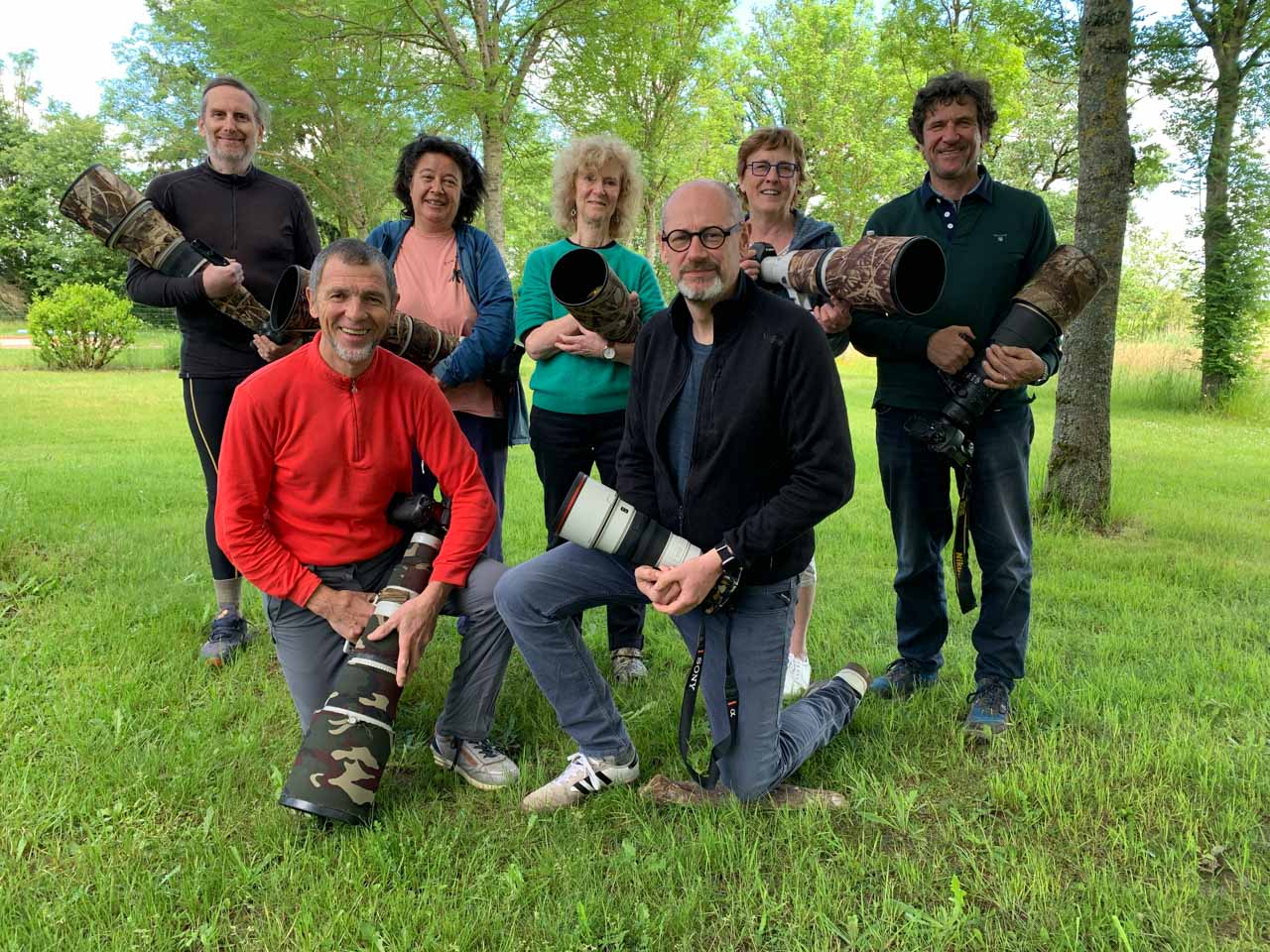 Les participants au stage de photo animalière en affûts flottants du 11 mai 2024 en Dombes.