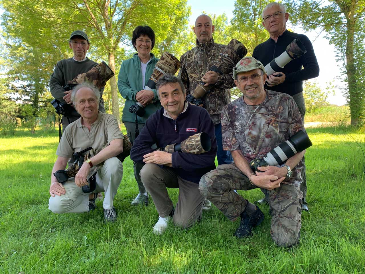 Les participants au stage de photo animalière en affûts flottants du 8 juin 2024 en Dombes.