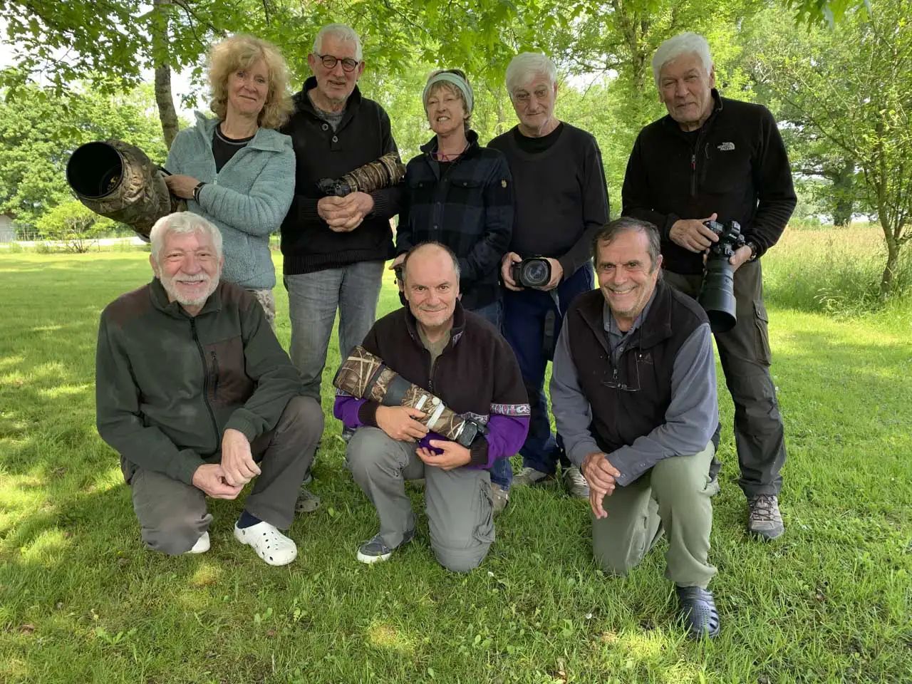Les participants au stage de photo animalière en affûts flottants du 3 mai 2025 en Dombes.