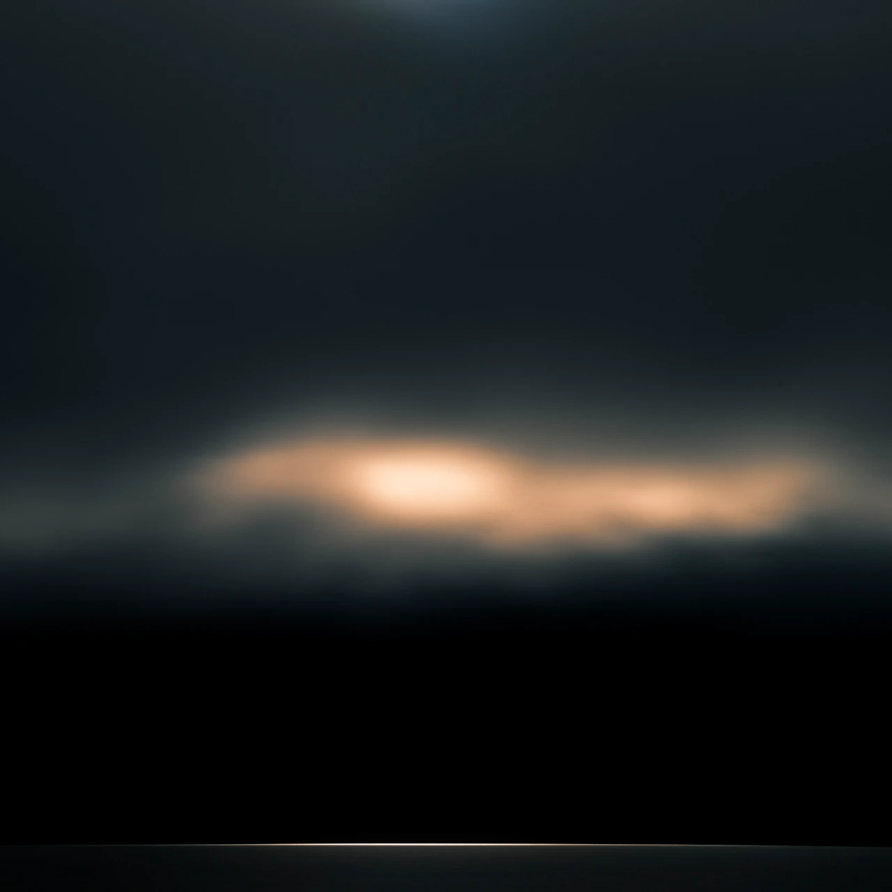 Eclair de lumière sur le Loch Ness en Ecosse