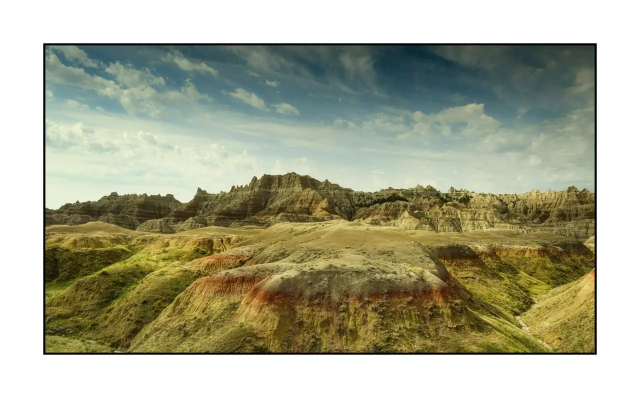 lumieres-et-couleurs/063-hymnes-silencieux-terre-badlands/fr/02-paysage-badlands-dakota-2223-169C