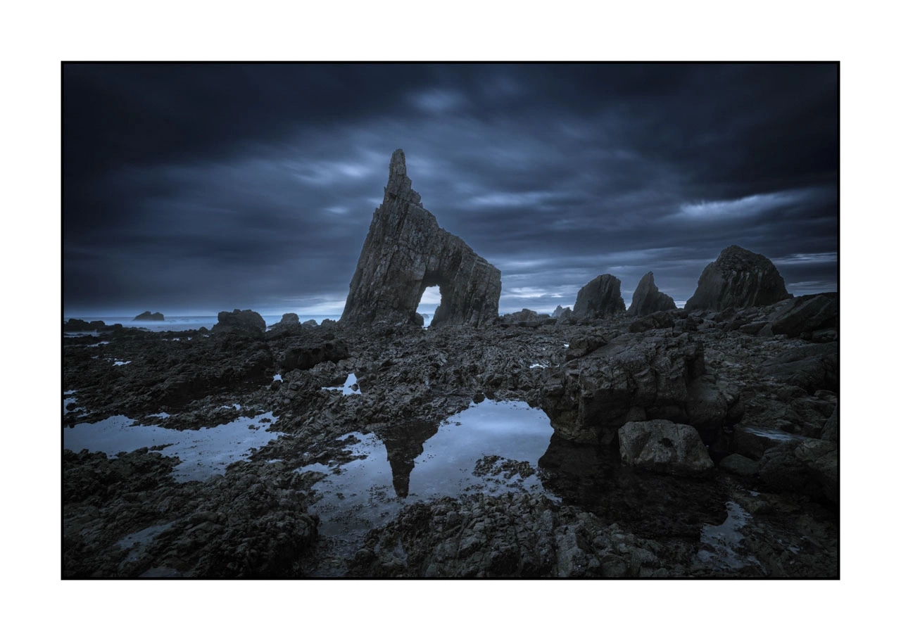 lumieres-et-couleurs/064-les-veilleurs-des-asturies/fr/09-paysage-cotier-asturies-espagne-2263-32C