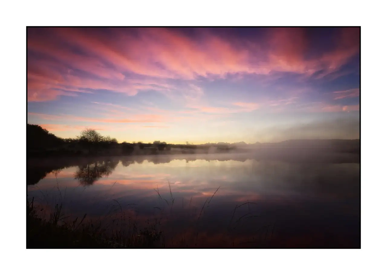lumieres-et-couleurs/065-reflets-d-un-monde-apaise/fr/01-paysage-haute-saintonge-etang-2310-32C