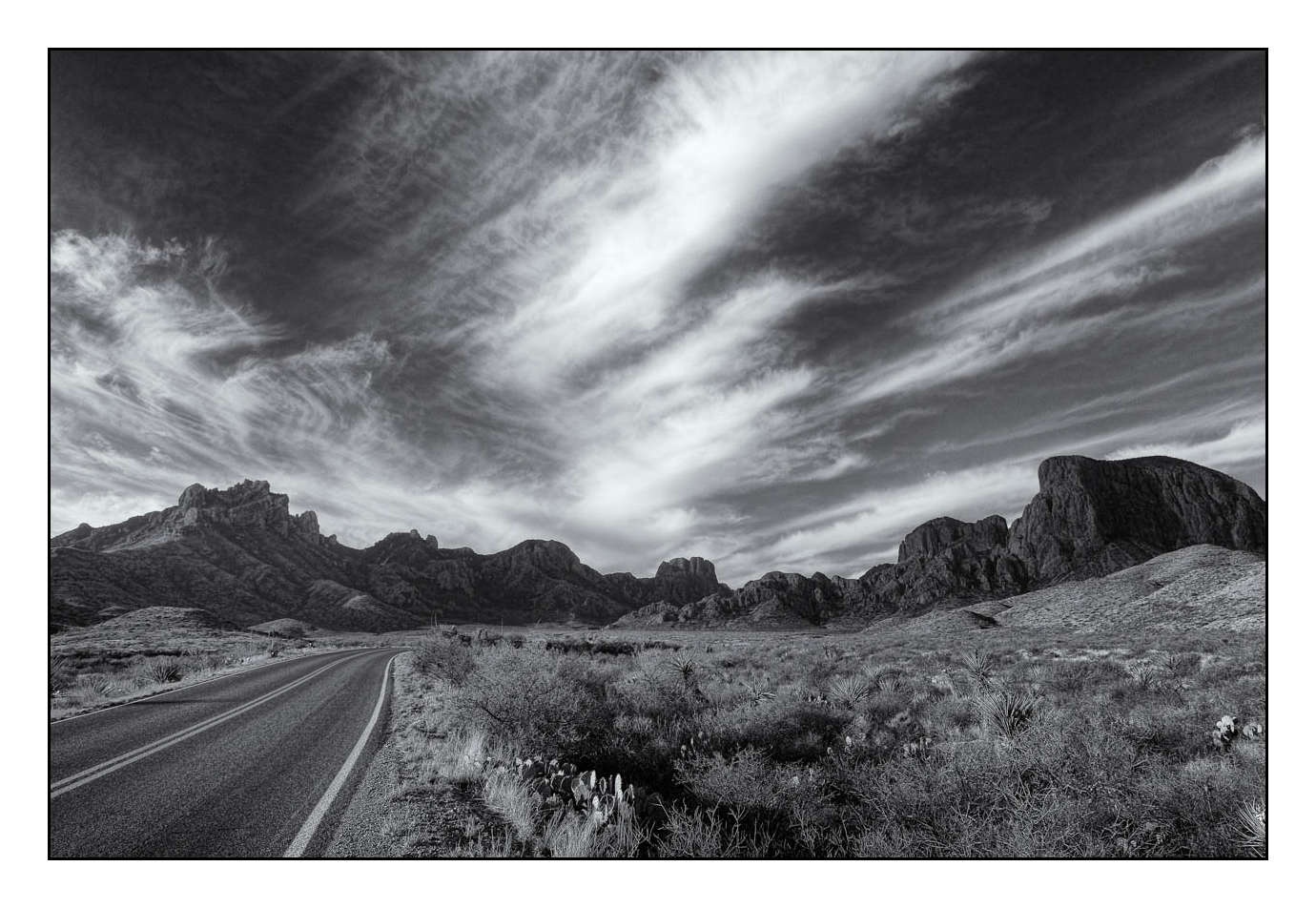 nuances-de-noirs-et-de-blancs/011-merveilles-naturelles-de-big-bend-au-texas/en/06-140321TEXBEN0010