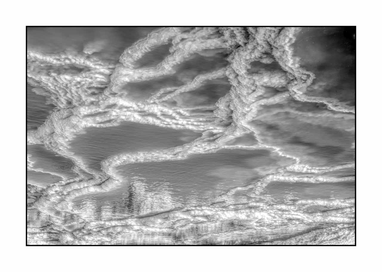 nuances-de-noirs-et-de-blancs/077-les-mondes-perdus-de-dallol/en/05-lost-world-of-dallol-20181120ETHDAN0068B