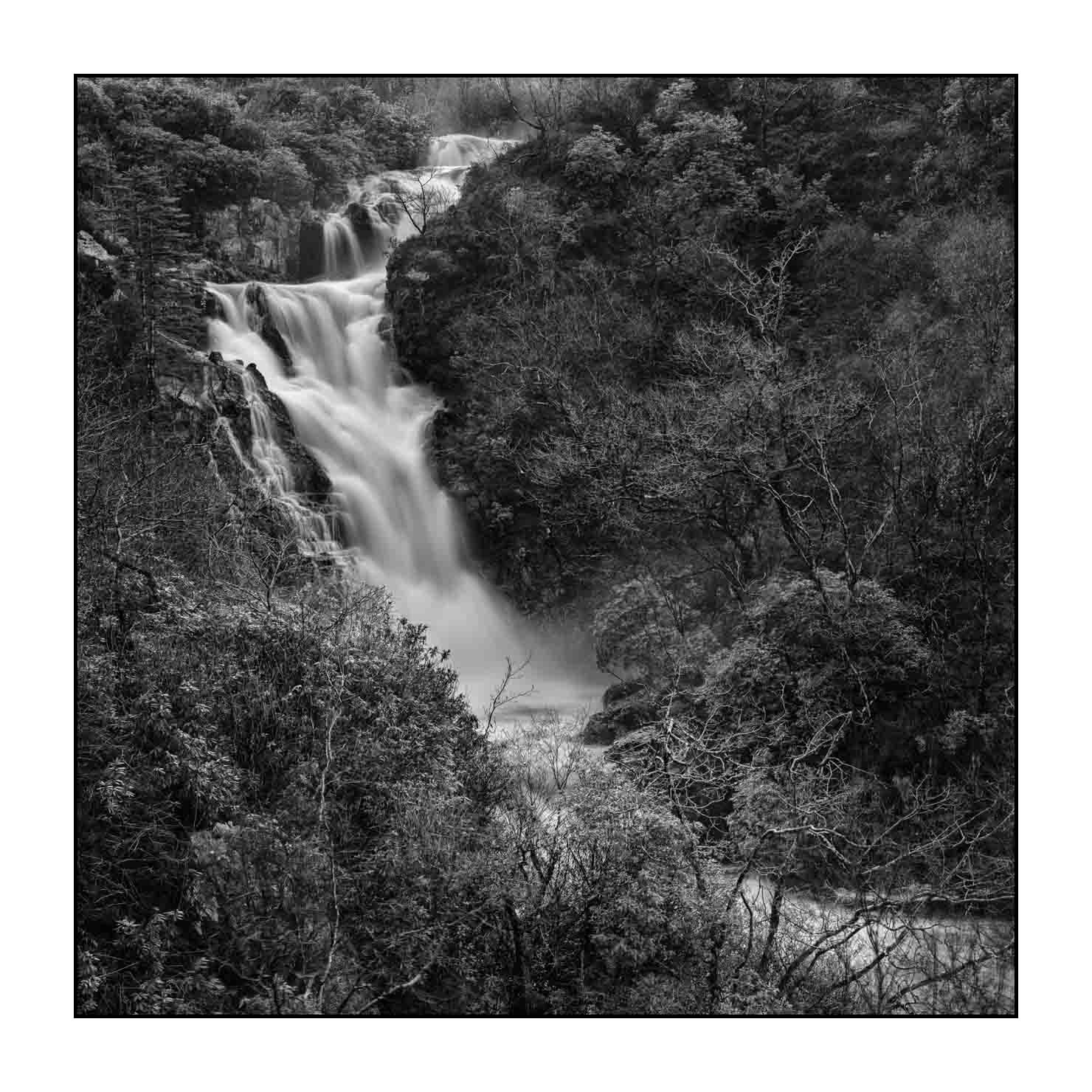 nuances-de-noirs-et-de-blancs/079-merveilles-mid-highlands-ecosse/fr/24-paysage-mid-highlands-en-ecosse-1614-11B