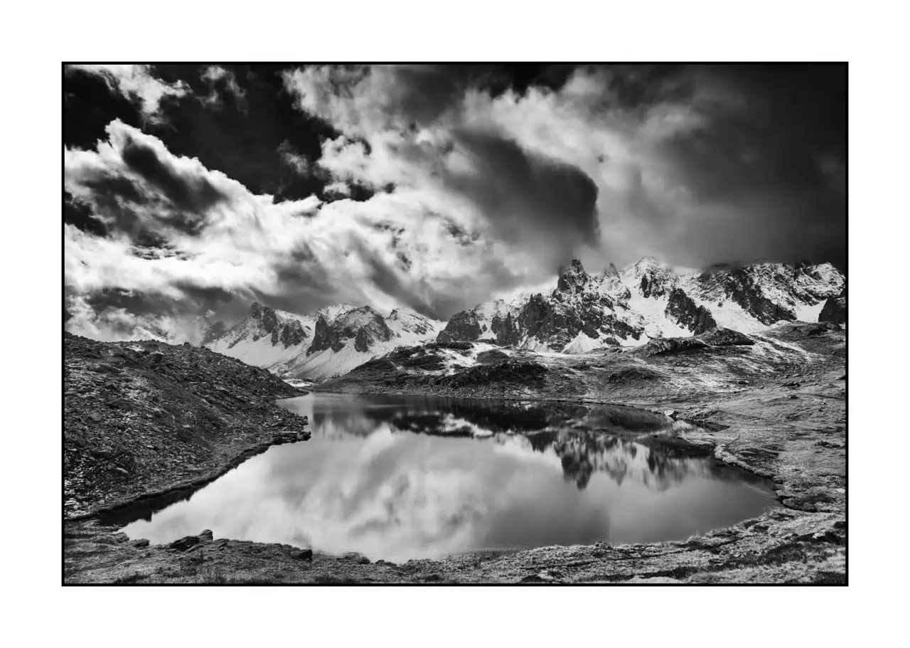 nuances-de-noirs-et-de-blancs/083-paysages-noir-et-blanc-vallee-de-la-claree/en/15-landscape-valley-la-claree-alps-black-and-white-2281-32B