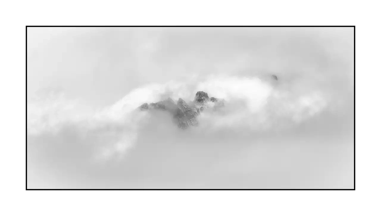 nuances-de-noirs-et-de-blancs/083-paysages-noir-et-blanc-vallee-de-la-claree/fr/08-paysage-vallee-de-la-claree-noir-et-blanc-2025-21B