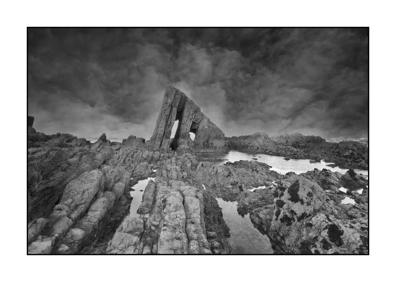 nuances-de-noirs-et-de-blancs/096-murmures-ame-atlantique/edition-limitee/fr/12-ocean-atlantique-asturies-espagne-2366-32B