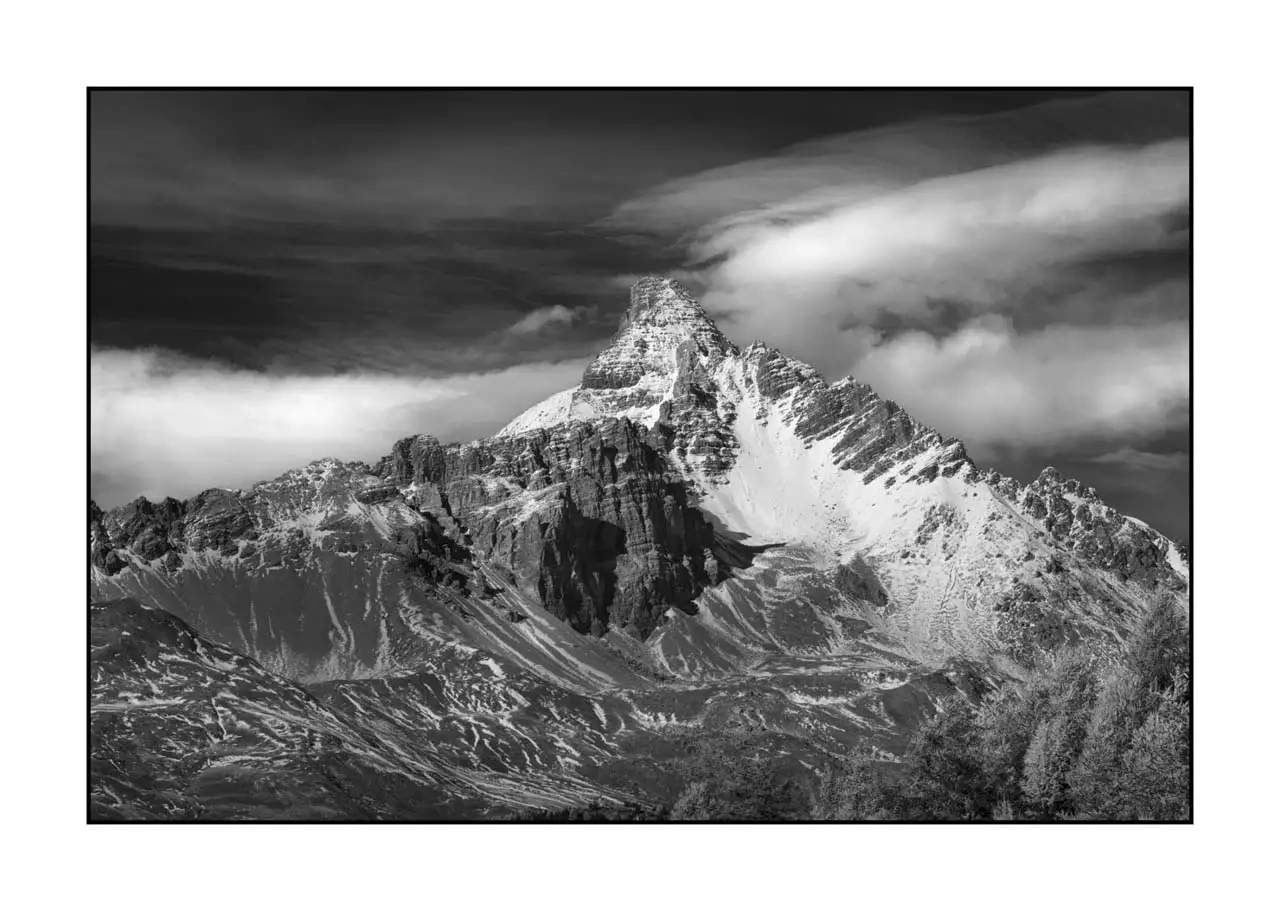 nuances-de-noirs-et-de-blancs/097-au-dela-des-limites-du-temps/edition-limitee/fr/02-paysage-montagne-queyras-hautes-alpes-2368-32B