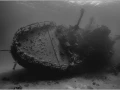 Epave à Hamata en Mer Rouge en Egypte en noir et blanc.