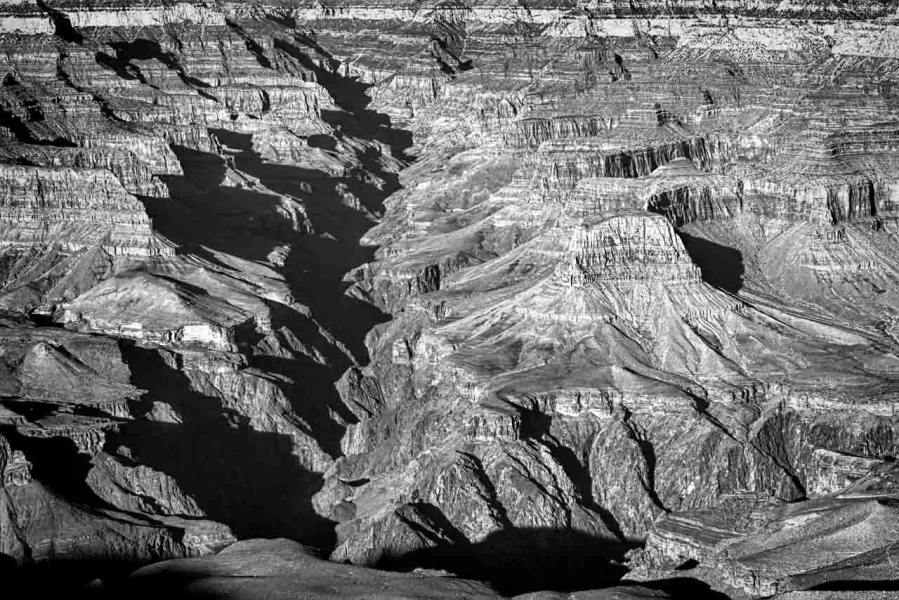 Le Grand Canyon en Arizona aux Etats-Unis en noir et blanc.