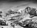 Paysage enneigé du Yellowstone en hiver.