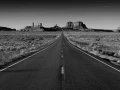 Paysage en noir et blanc de Monument Valley dans l'état de l'Ar