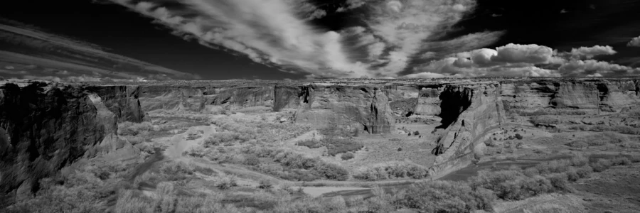 Photo of Canyon de Chelly in Arizona in black and white.