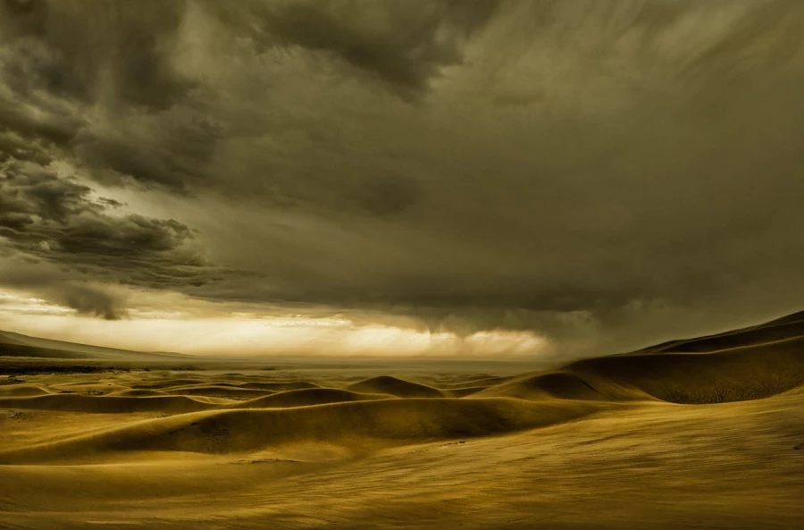 Tempête sur le parc national de Great Sand Dunes au Colorado au