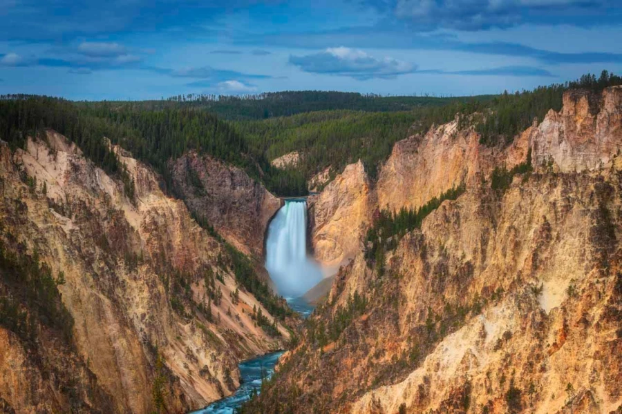 08 paysage du yellowstone en couleur