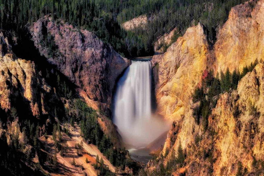 10 paysage du yellowstone en couleur