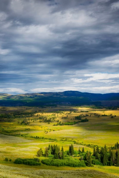 16 paysage du yellowstone en couleur
