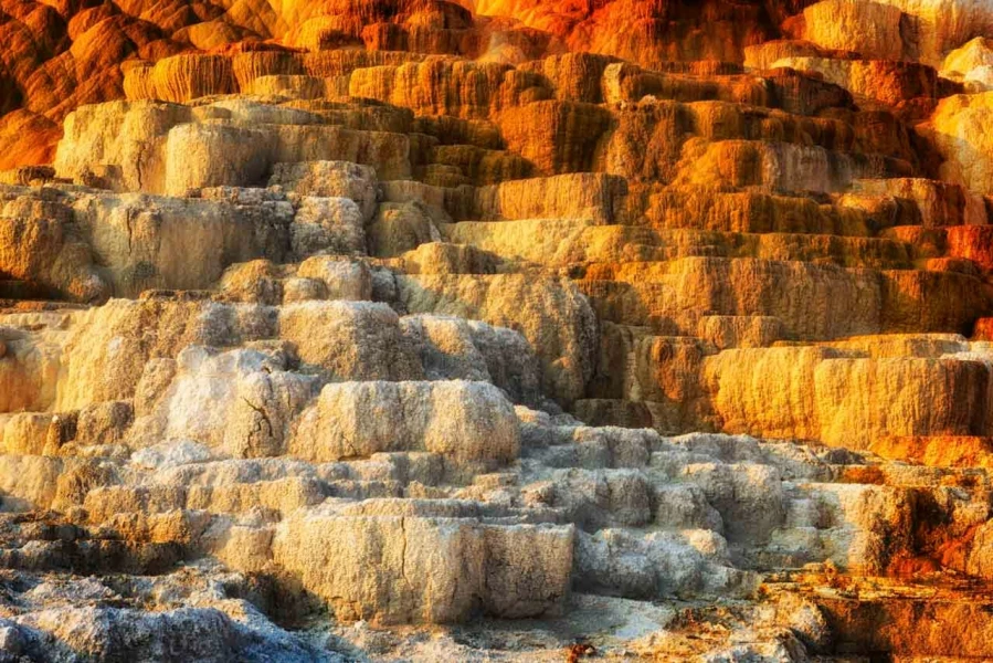 32 paysage du yellowstone en couleur