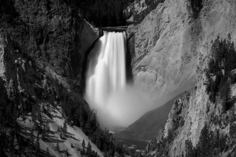 01 paysage du yellowstone en noir et blanc