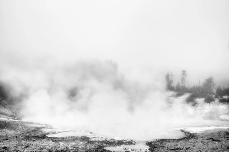 34 paysage du yellowstone en noir et blanc