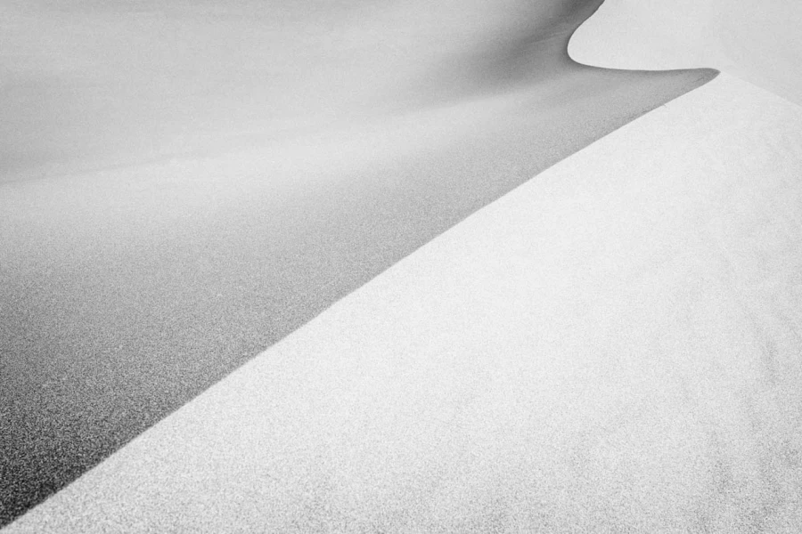 09 signature black and white amar guillen