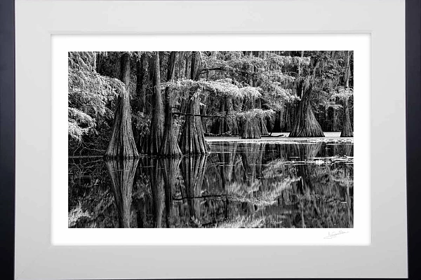 Une photo encadrée de la collection 'Vallée de la Mort'. Amar Guillen, artiste photographe