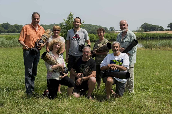 Les participants à ce stage de photo animalière en affûts flottants dans la Dombes en juin 2017 : Amar, Josiane, Annik, Grégory, Jean-Jacques, Patricia, James et Daniel.