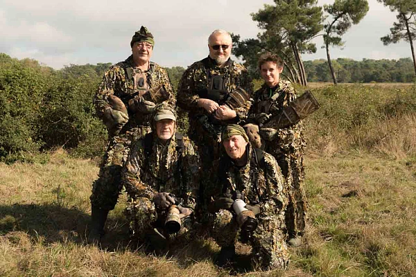 Les participants au stage de photo animalière brame du cerf en Charente-Maritime en octobre 2018 : Jean-Jacques, Michel, Jacek, Roger et Patricia.