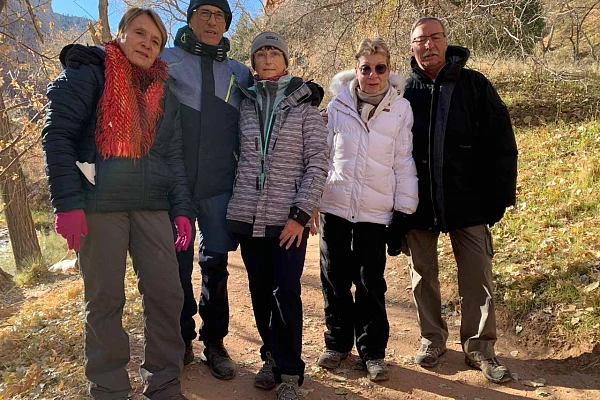 Les participants au stage de photo de paysages dans l'Utah aux Etats-Unis 19 novembre 2022.