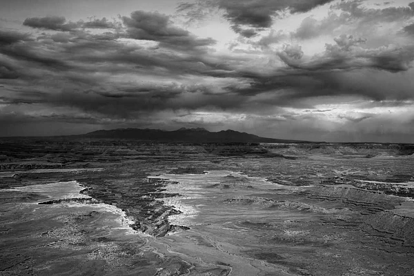 Cette photo d'art des paysages des Canyonlands dans l'Utah est artistique.