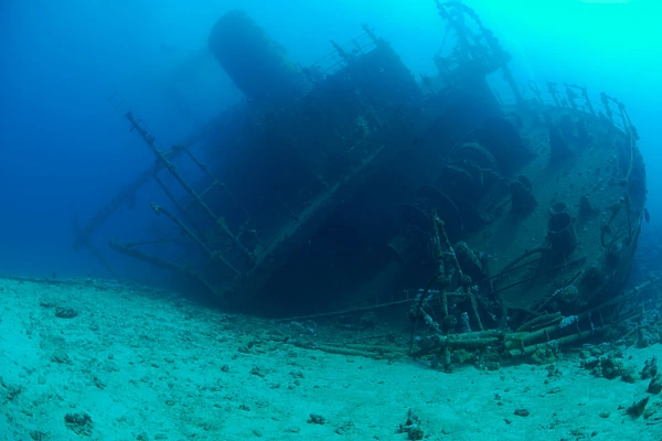 L'épave du Ghiannis D coulée en Mer Rouge
