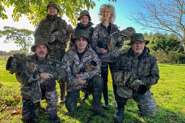 Les participants au stage de photo animalière brame du cerf en Charente-Maritime du 26 octobre 2020 : Pascale, Marie Louise, Annik, Philippe, Didier, Michel.