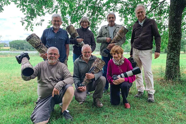 Les participants au stage de photo animalière en affûts flottants du 4 juin 2022 en Dombes.